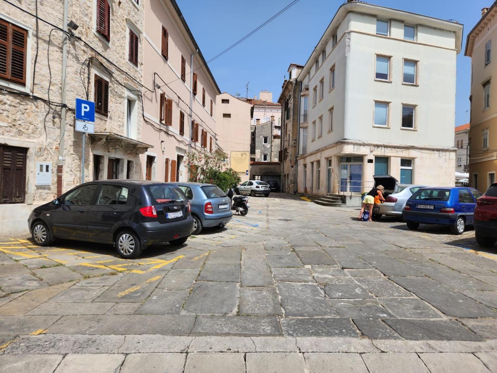 Vecchio Mercato Pula Apartman Luaran gambar